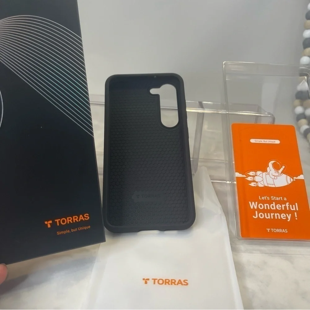 TORRAS Non-Slip Grip Samsung Galaxy S23 Case Protective Shockproof Black